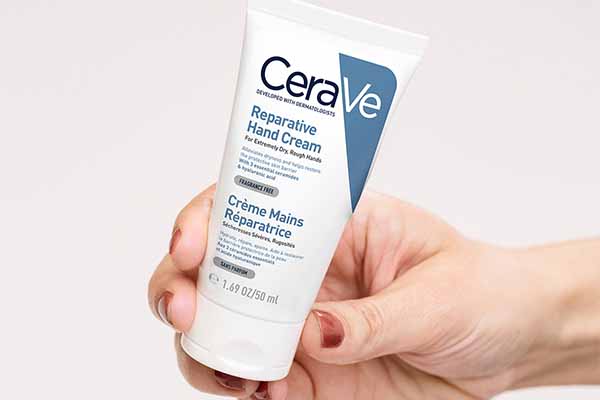 Crema reparatoare pentru maini pentru pielea uscata, aspra Cerave